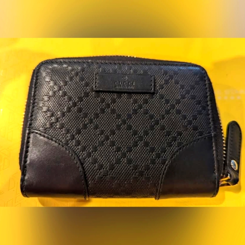 Gucci Black Leather Micro Guccissima Small Zippy Coin Wallet
